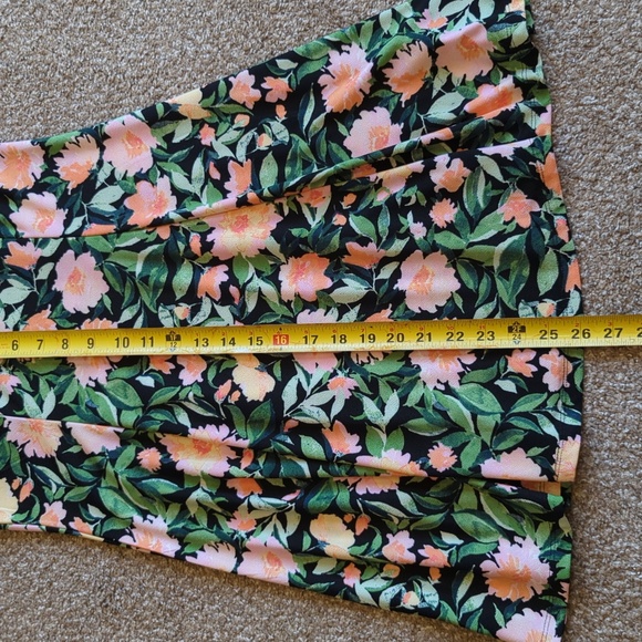 Lily Rose Floral Skater Dress - Picture 7 of 8